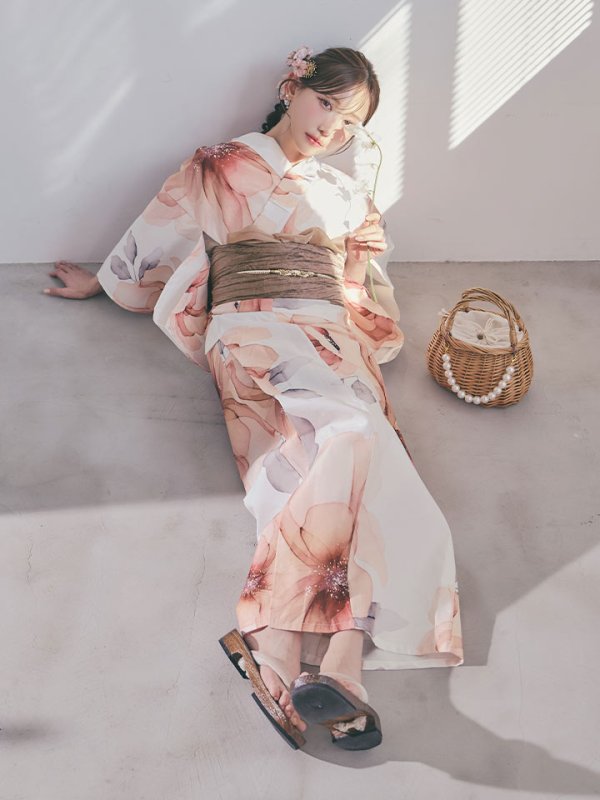 モデル：菅野結以　身長：163cm