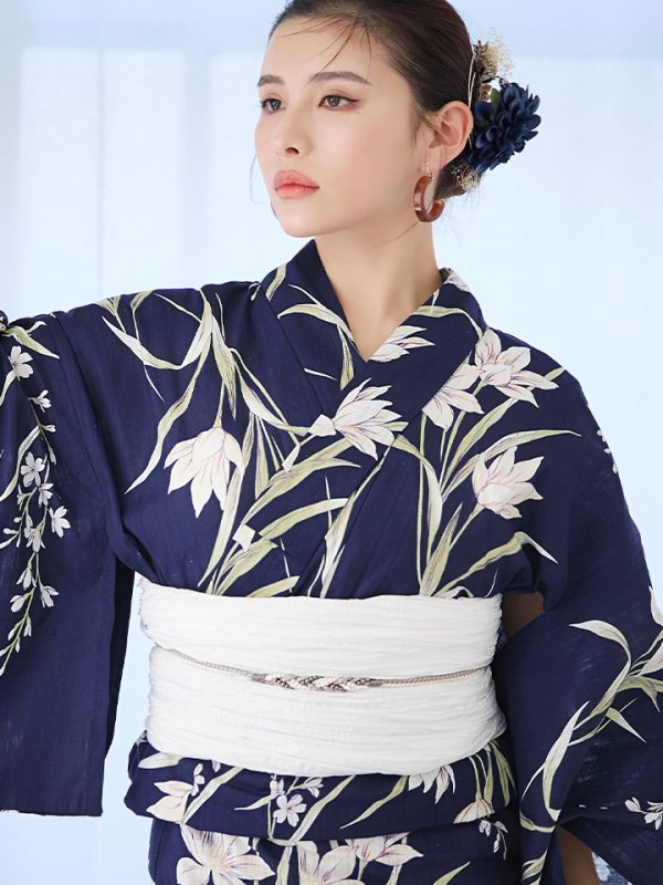 画像5: 【即日発送】ネイビー地x百合柄浴衣  【浴衣３点セット 浴衣/帯/下駄】[YMT]