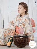 【浴衣】クリーム地×グラデーションオレンジ椿浴衣  【浴衣３点セット 浴衣/帯/下駄】siwa-g204kj / Yhimo-GY×GY / A952kn-W / Yheko-W / CG-15-IV【YMT】