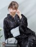 画像12: 【即日発送】ブラック×線画フラワー浴衣  【浴衣３点セット 浴衣/帯/下駄】OBI-siwa-202-ok-6-W / HIMO-900-yn-5-IV / HEKO-800-sb-5-W / YA-1079-kj-8-W / GETA-03-ok-2-P[YMT]