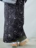 画像19: 【即日発送】ブラック×線画フラワー浴衣  【浴衣３点セット 浴衣/帯/下駄】OBI-siwa-202-ok-6-W / HIMO-900-yn-5-IV / HEKO-800-sb-5-W / YA-1079-kj-8-W / GETA-03-ok-2-P[YMT]