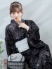 画像8: 【即日発送】ブラック×線画フラワー浴衣  【浴衣３点セット 浴衣/帯/下駄】OBI-siwa-202-ok-6-W / HIMO-900-yn-5-IV / HEKO-800-sb-5-W / YA-1079-kj-8-W / GETA-03-ok-2-P[YMT]