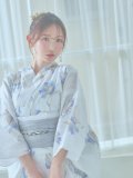 【即日発送！】ホワイト×アイシーフラワー浴衣 OBI-siwa-202-ok-8-GY / HIMO-900-yn-4-GYxGY / HEKO-800-sb-5-W / YA-1027-wk-IV / GETA-02-ok-4-MOC[YMT]