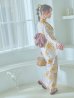 画像2: 【即日発送】白地にイエローの水彩花柄浴衣  【浴衣３点セット 浴衣/帯/下駄】OBI-siwa-202-ok-1-BE / HIMO-900-yn-7-MOC / HEKO-800-sb-3-BR / YA-68-kn-YEBE / GETA-02-ok-4-MOC[YMT] (2)