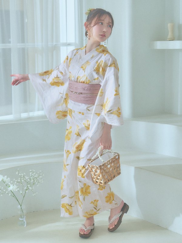 画像4: 【即日発送】白地にイエローの水彩花柄浴衣  【浴衣３点セット 浴衣/帯/下駄】[YMT]
