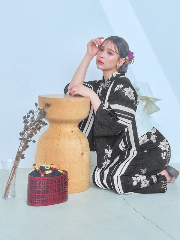 画像11: 【即日発送！】ストライプ×フラワーレトロ浴衣  【浴衣３点セット 浴衣/帯/下駄】[YMT]