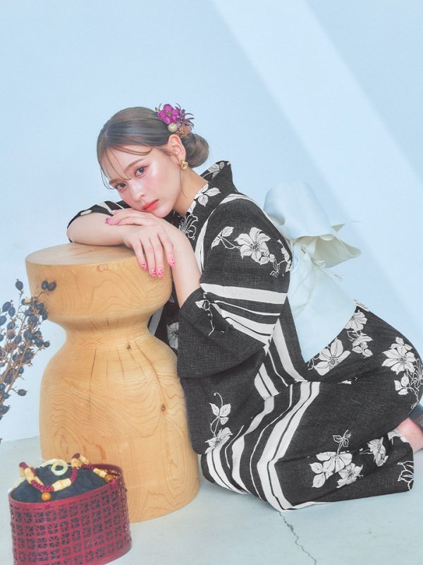 画像12: 【即日発送！】ストライプ×フラワーレトロ浴衣  【浴衣３点セット 浴衣/帯/下駄】[YMT]