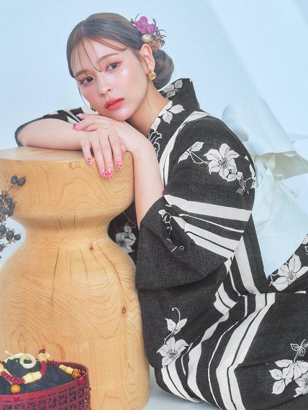 画像13: 【即日発送！】ストライプ×フラワーレトロ浴衣  【浴衣３点セット 浴衣/帯/下駄】[YMT]