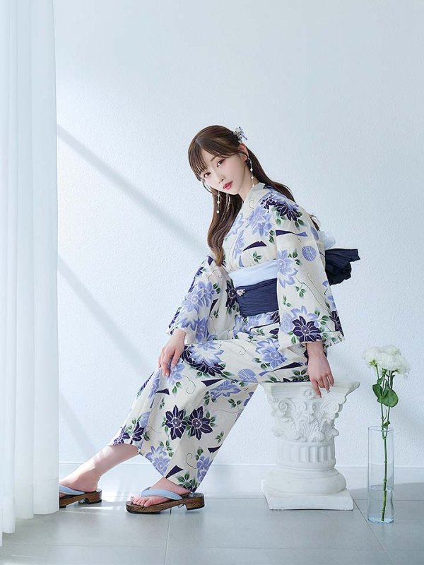 画像6: 【即日発送】白地に凛と咲くクレマチス柄浴衣  【浴衣３点セット 浴衣/帯/下駄】[YMT]