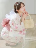 【予約 / 5月中旬発送予定】淡色桜花柄浴衣 OBI-siwa-200-kj-8-P / HIMO-900-yn-8-P / HEKO-800-sb-5-W / YA-1079-kj-7-W / GETA-01-kj-7-P/ [/OF01]