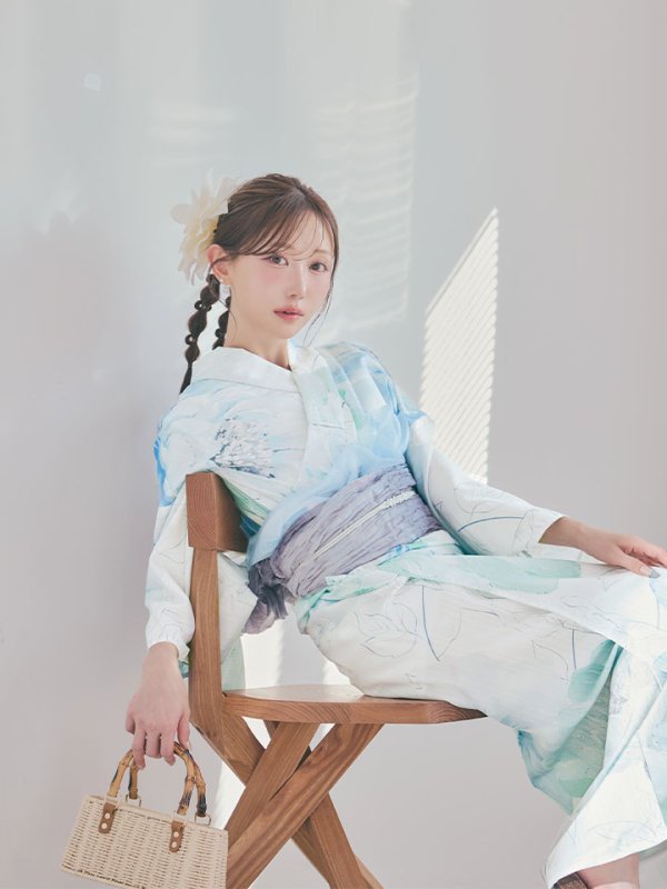 モデル：菅野結以 身長：163cm