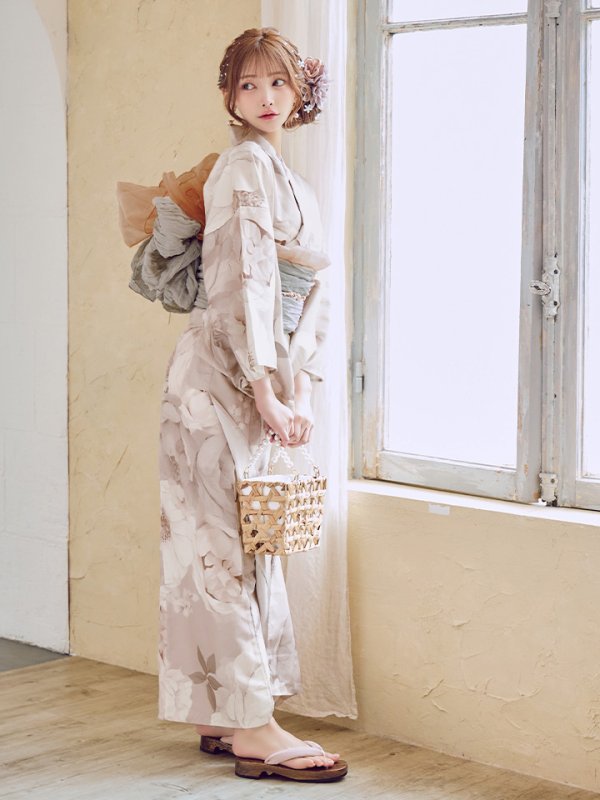 モデル：まみ　身長161cm　着用サイズ：Fサイズ