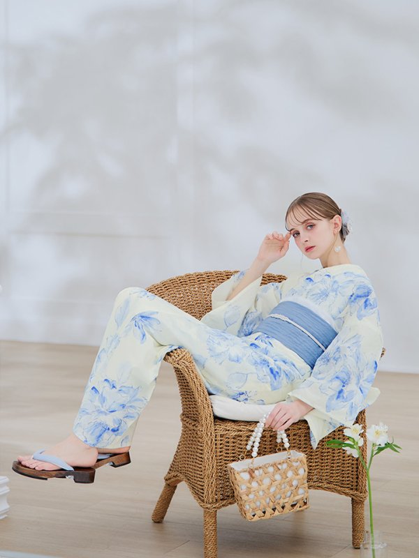 モデル:KATE 身長169cm 着用サイズ:Fサイズ