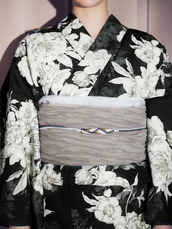 画像15: 【即日発送】ブラック線画フラワー浴衣  【浴衣３点セット 浴衣/帯/下駄】[OF04]