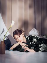ブラック線画フラワー浴衣  【浴衣３点セット 浴衣/帯/下駄】[YMT]