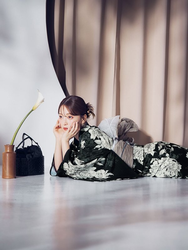 画像8: 【即日発送】ブラック線画フラワー浴衣  【浴衣３点セット 浴衣/帯/下駄】[OF04]