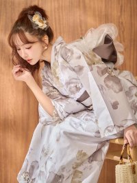 【即日発送】ブラウンアンティークフラワー浴衣【浴衣３点セット 浴衣/帯/下駄】[OF04]三上悠亜着用