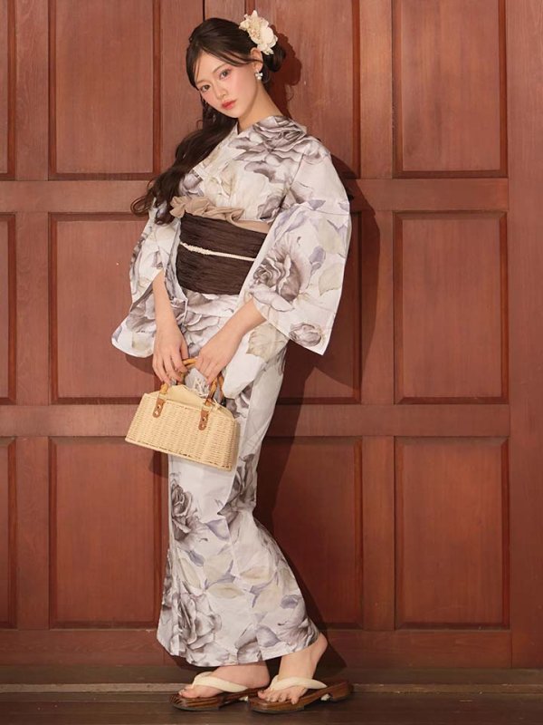 モデル：夏目かんな　身長：155cm　着用サイズ：Fサイズ