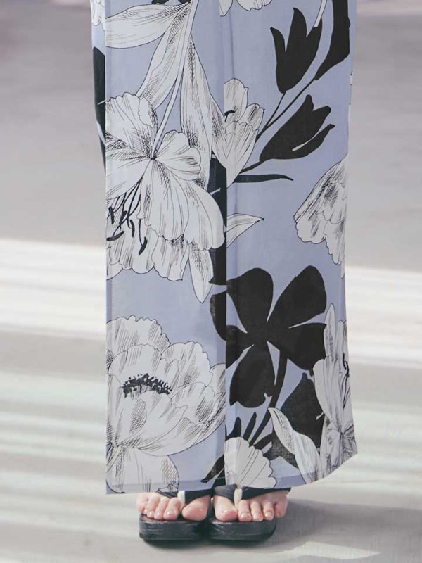 モデル：菅野結以 身長：163cm 着用サイズ：Fサイズ