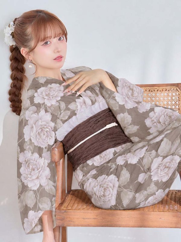 モデル：kirari　身長：156cm  着用サイズ：Fサイズ