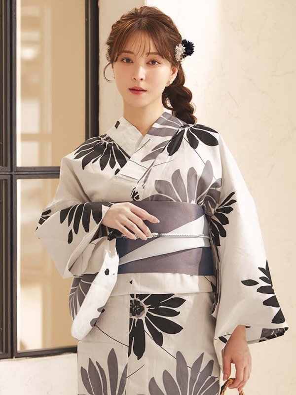 モデル：麻亜里　身長：160cm　着用サイズ：Fサイズ