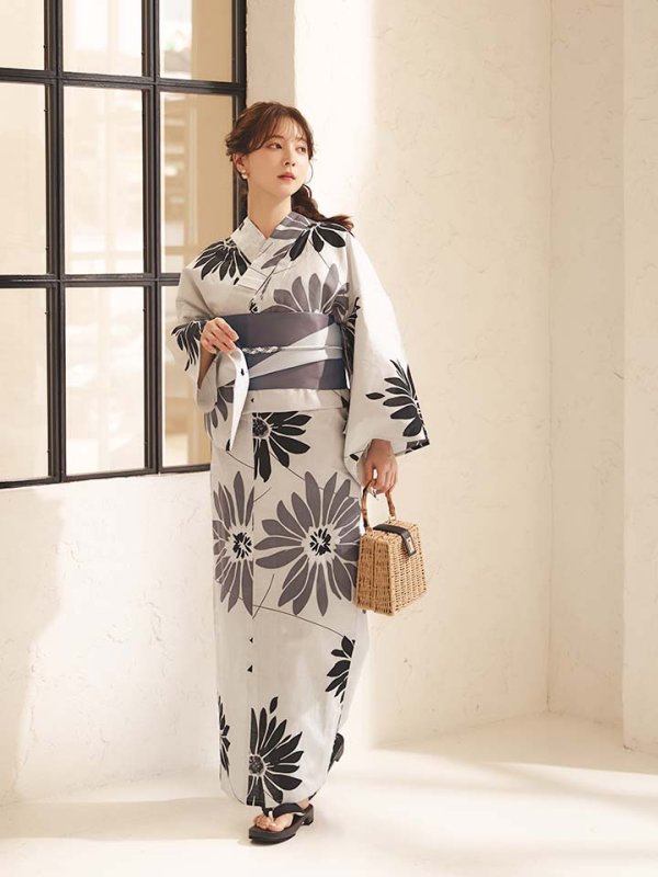 モデル：麻亜里　身長：160cm　着用サイズ：Fサイズ