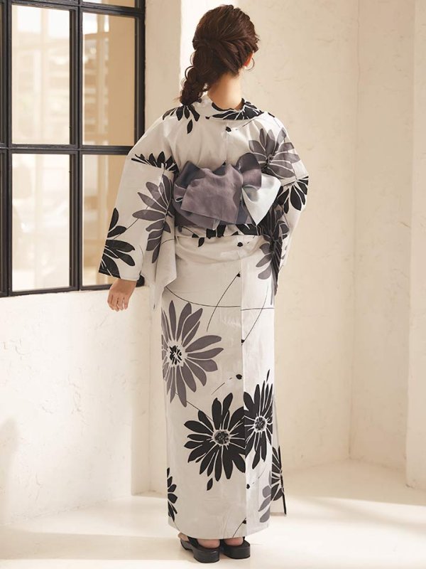 モデル：麻亜里　身長：160cm　着用サイズ：Fサイズ