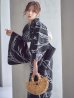 画像17: 【即日発送】モノトーン和柄柳浴衣【浴衣３点セット 浴衣/帯/下駄】[OF04] (17)