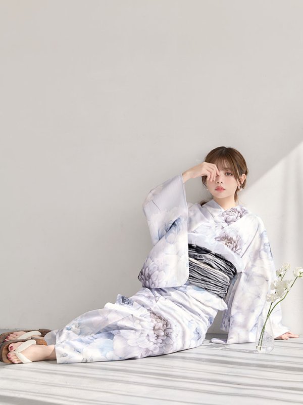 モデル：吉木千沙都（ちぃぽぽ）身長：158cm　着用サイズ：Fサイズ