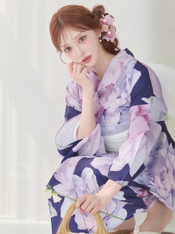 モデル：明日花キララ 身長：162cm 着用サイズ：Fサイズ