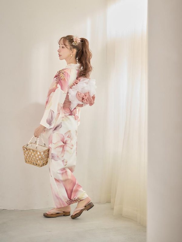 モデル:三上悠亜 身長:159cm