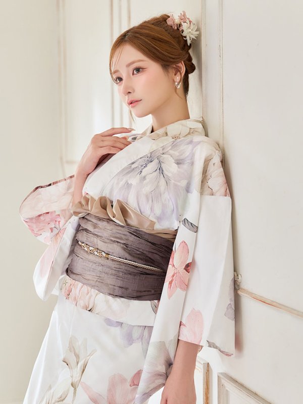 モデル：まみ　身長：161cm　着用サイズ：Fサイズ