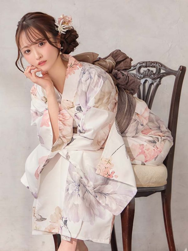 モデル：紬むぎ　身長：156cm 着用サイズ：Fサイズ