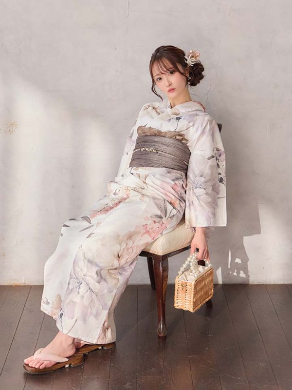 モデル：紬むぎ　身長：156cm 着用サイズ：Fサイズ