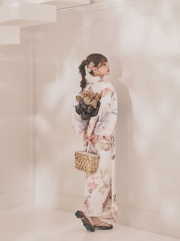モデル：吉木千沙都（ちぃぽぽ）身長：158cm　着用サイズ：Fサイズ