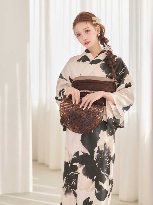 モデル:明日花キララ 身長:162cm