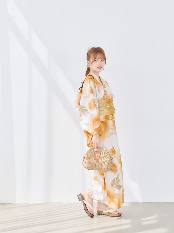 モデル：kirari　身長：156cm　着用サイズ：Fサイズ
