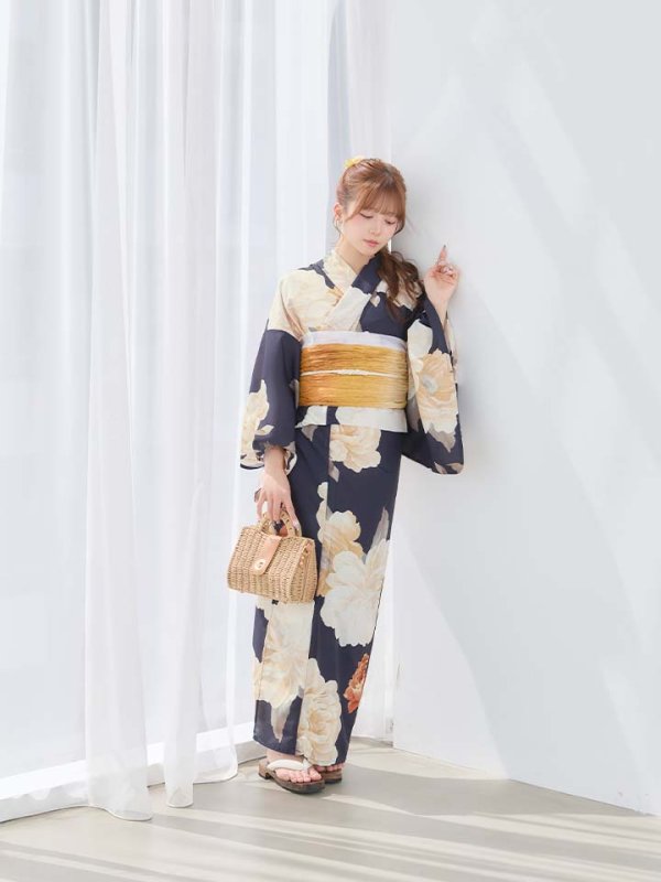 モデル：kirari　身長：156cm  着用サイズ：Fサイズ