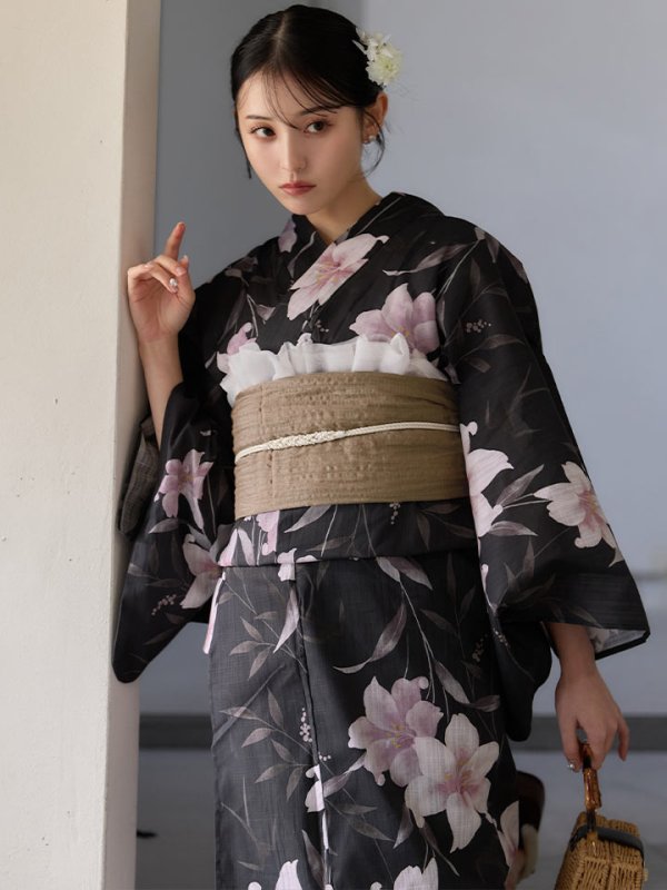 画像3: 送料無料！ホワイトリリー黒地浴衣【浴衣３点セット 浴衣/帯/下駄】[OF04]【予約 / 6月中旬発送予定】