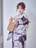 画像12: 送料無料！牡丹竜胆柄ネイビー浴衣【浴衣３点セット 浴衣/帯/下駄】[OF04]【予約 / 6月上旬発送予定】 (12)