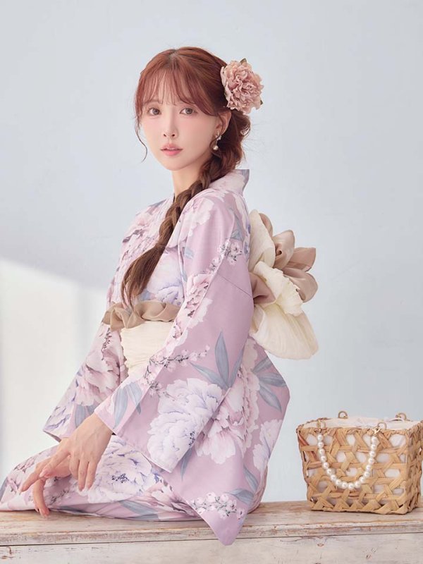 モデル：三上悠亜　身長：159cm　着用サイズ：Fサイズ