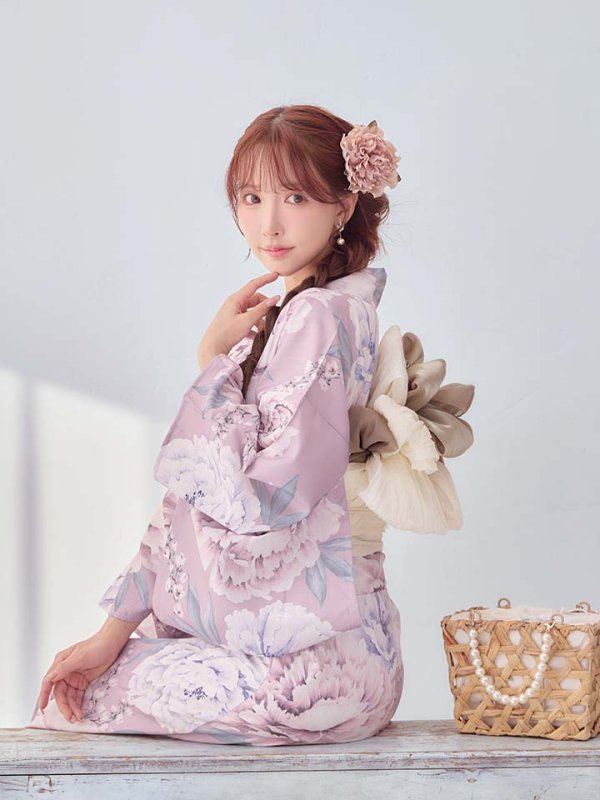 モデル：三上悠亜　身長：159cm　着用サイズ：Fサイズ