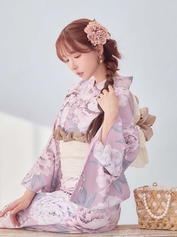 モデル：三上悠亜　身長：159cm　着用サイズ：Fサイズ