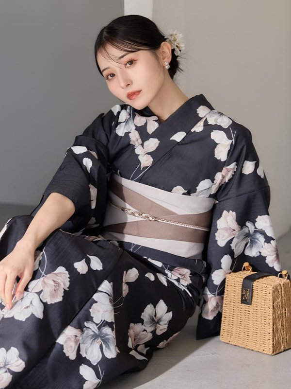 画像2: 送料無料！【即日発送】フローラルブラック浴衣【浴衣３点セット 浴衣/帯/下駄】[OF04]