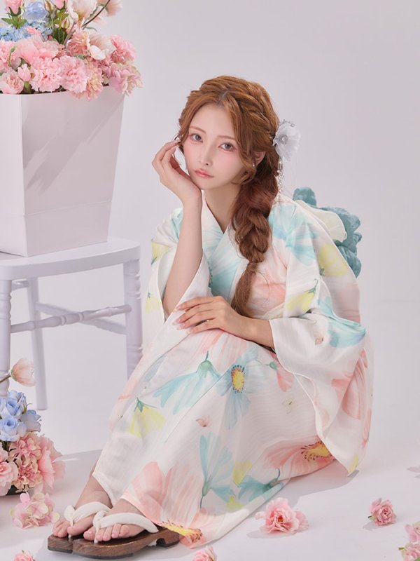 モデル：まみ　身長：161cm　着用サイズ：Fサイズ