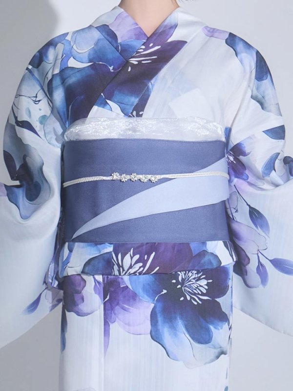 モデル：天海りこ　身長：156cm  着用サイズ：Fサイズ