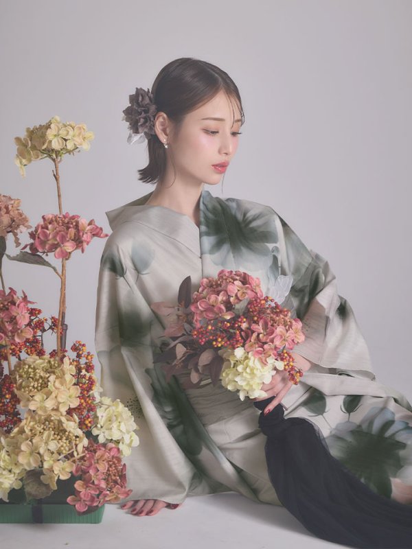 モデル：天海りこ　身長：156cm　着用サイズ：Fサイズ