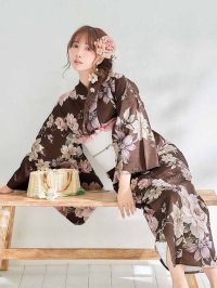 【即日発送】送料無料!【MISTREASSコラボ】大人エレガントブラウンフラワー浴衣【浴衣３点セット 浴衣/帯/下駄】[OF04]三上悠亜着用