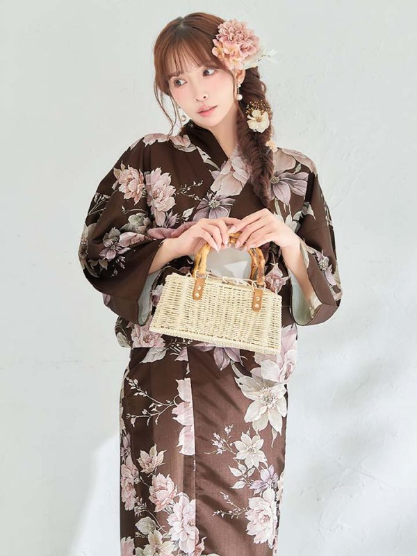 モデル：三上悠亜　身長：159cm