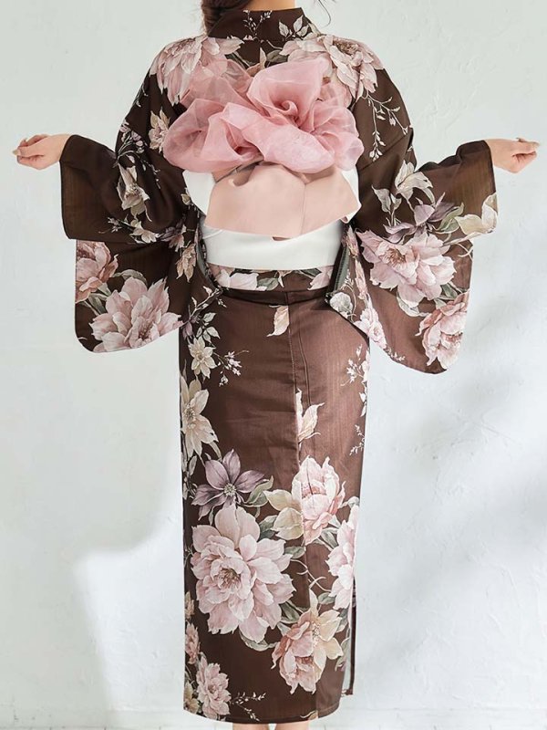 モデル：三上悠亜　身長：159cm